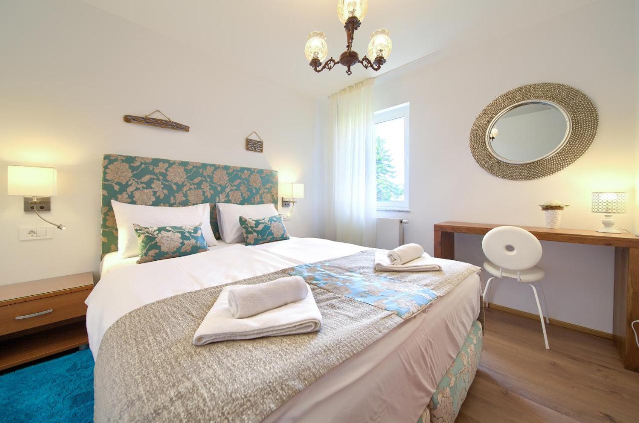Apartments Adria Danka Krk Town Εξωτερικό φωτογραφία