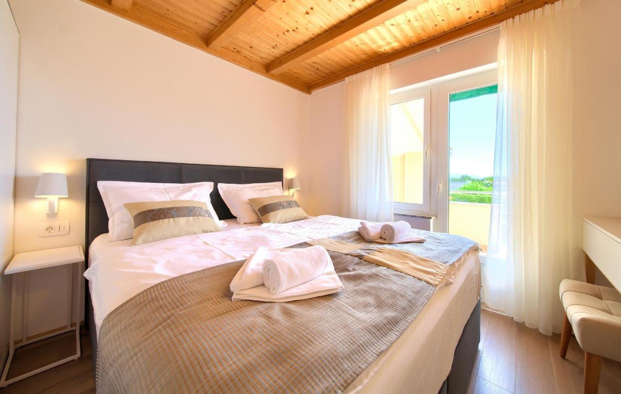 Apartments Adria Danka Krk Town Εξωτερικό φωτογραφία